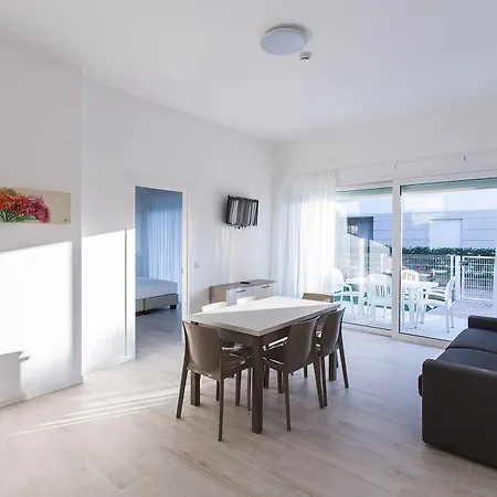 Residenza Turistica Alberghiera Blue Marine 公寓式酒店