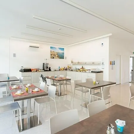 Residenza Turistica Alberghiera Blue Marine Apart Otel Bibione
