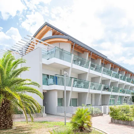 Residenza Turistica Alberghiera Blue Marine 3* Bibione