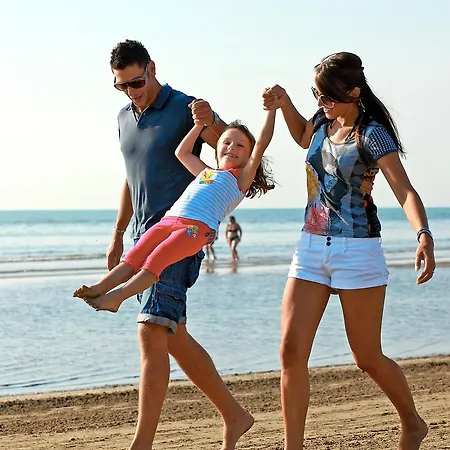 Residenza Turistica Alberghiera Blue Marine 公寓式酒店