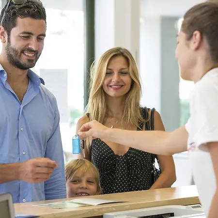 Residenza Turistica Alberghiera Blue Marine 公寓式酒店