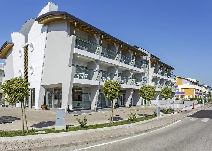 Residenza Turistica Alberghiera Blue Marine Ξενοδοχείο με διαμερίσματα 3*